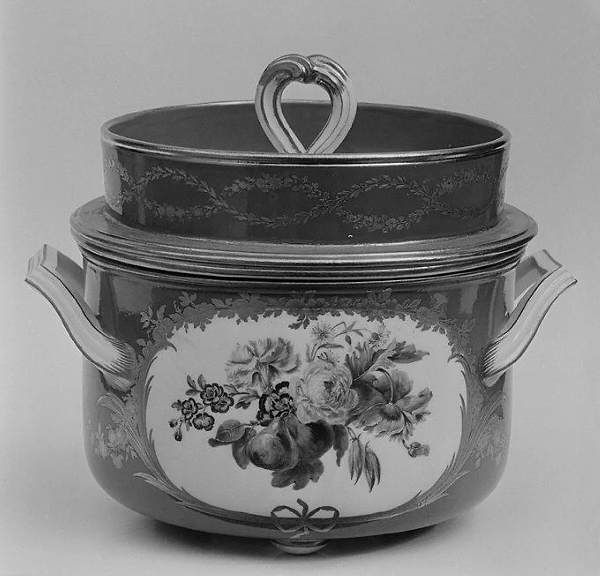 Ice pail with cover and liner (seau à glace) (one of three) (part of a service) — Sèvres Manufactory