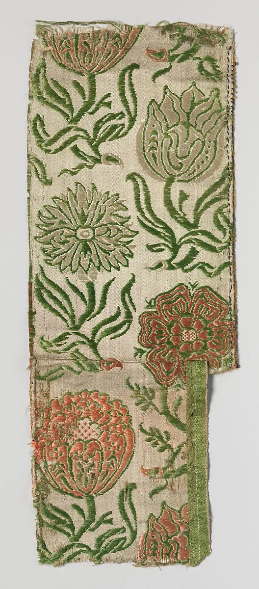 Floral silk satin fragment — Unknown