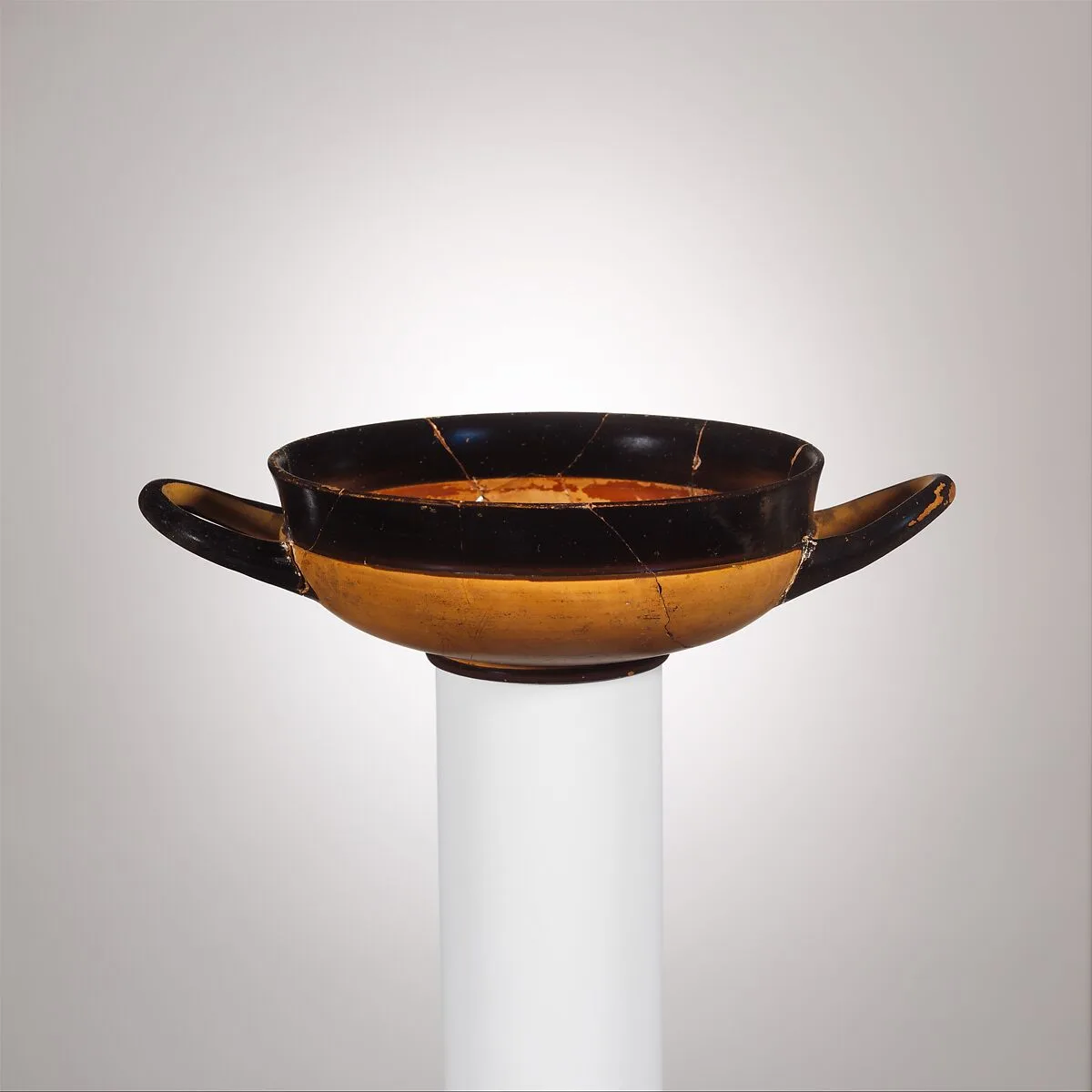 Terracotta stemless kylix (drinking cup) — Unknown