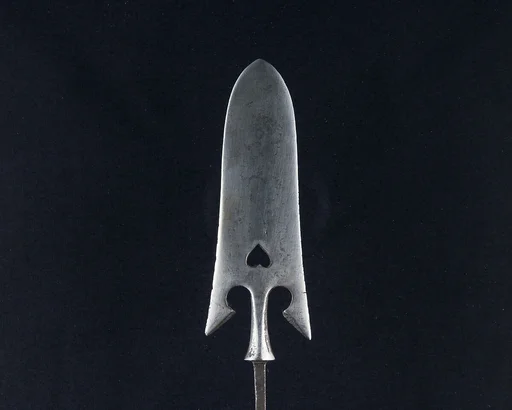 Arrowhead (<i>Yanone</i>)