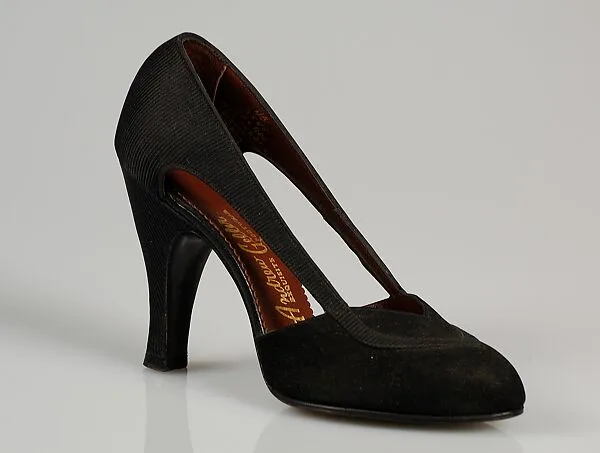 Cocktail pumps — Andrew Geller, Inc.