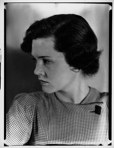 [Elmina Nettleton Soby (Left Profile)]