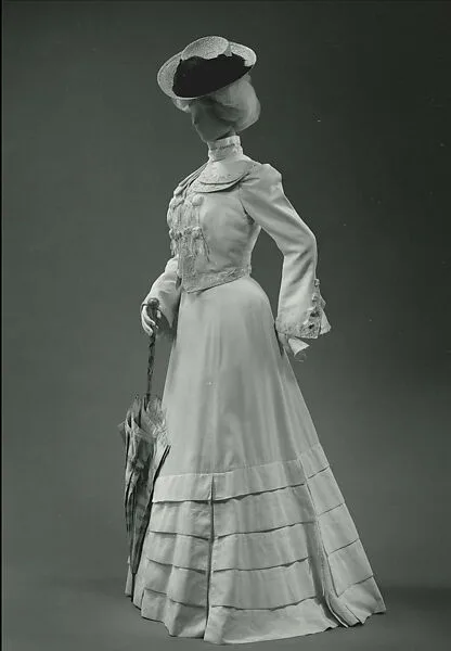 Suit — Jacques Doucet