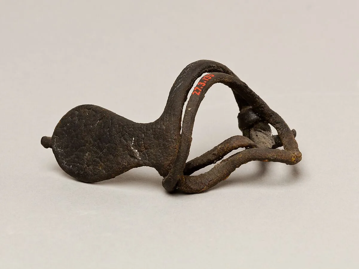Archer's wrist guard — Unknown