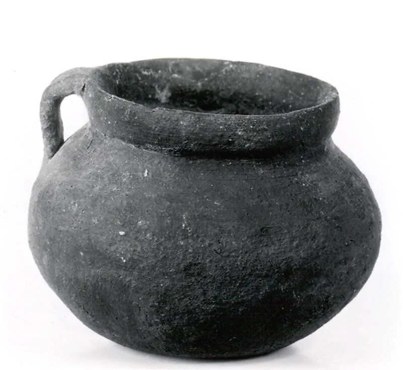 Cooking pot — Unknown