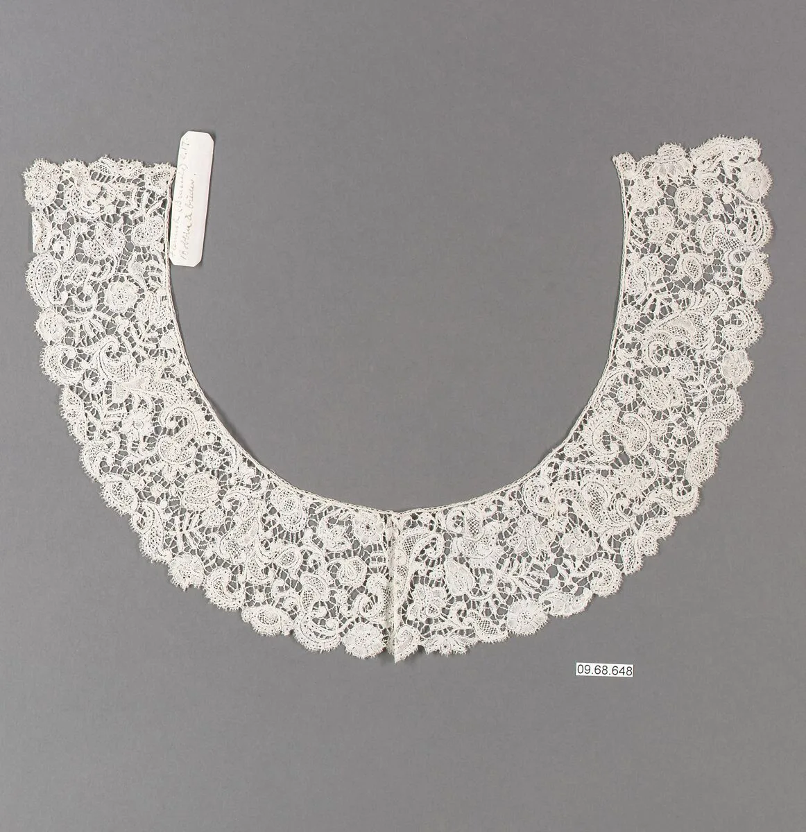 Collar — Unknown