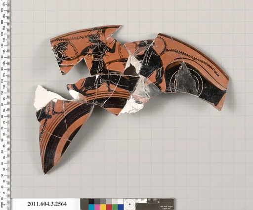 Terracotta rim fragment of a kylix: eye-cup (drinking cup)