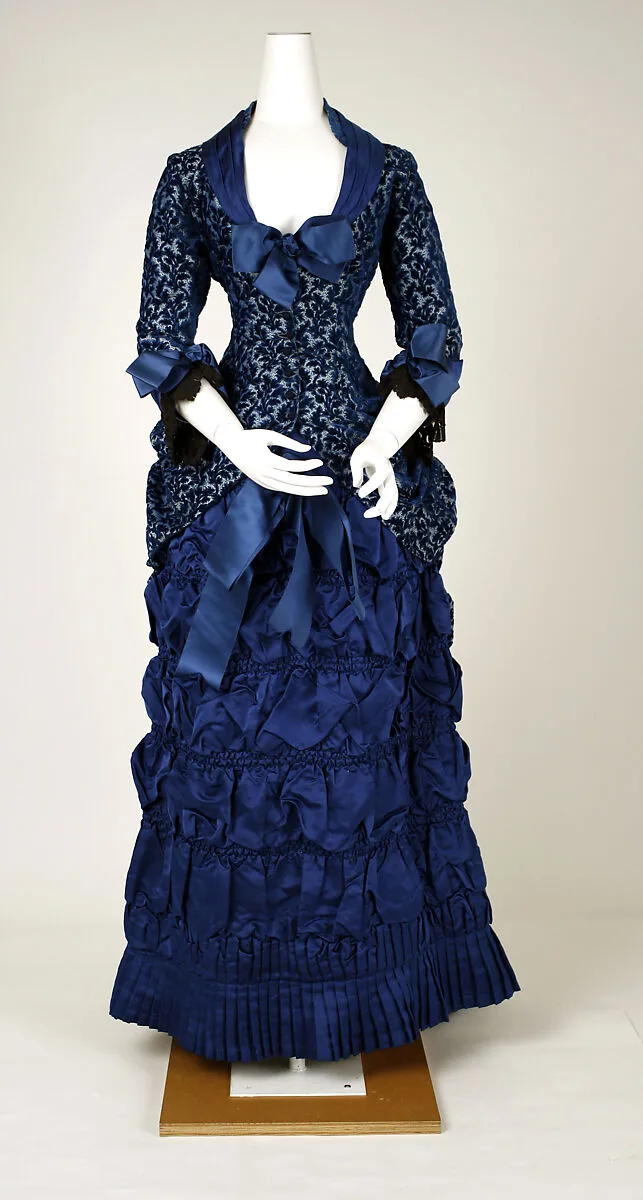 Dinner dress — Unknown