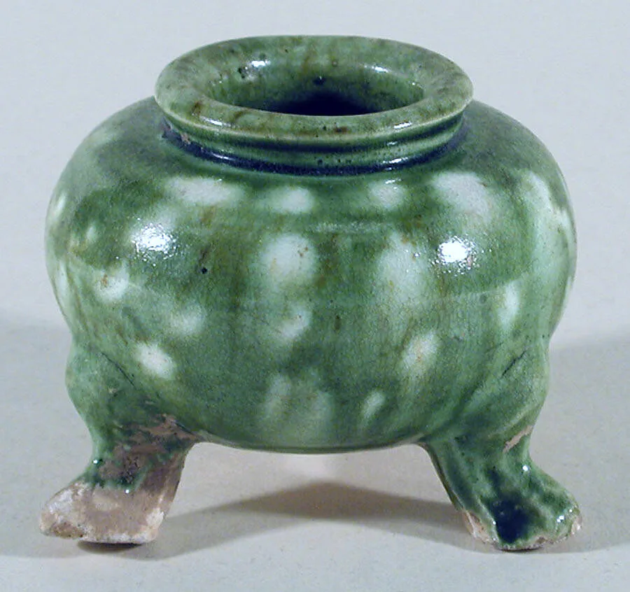 唐 绿釉陶香爐|Tripod incense burner — Unknown