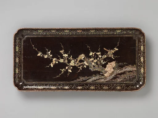 元末明初 黑漆嵌螺鈿梅鵲紋長方盤|Rectangular tray with flowering plums and birds