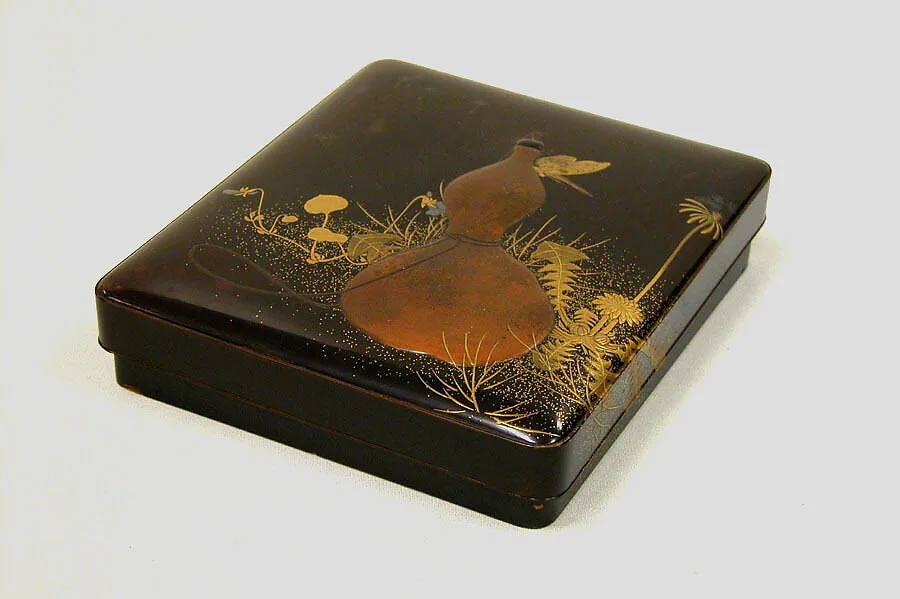 明治時代 柴田是真派 蒲公英酒瓢蒔絵 硯箱|Writing Box with Gourd — Shibata Zeshin