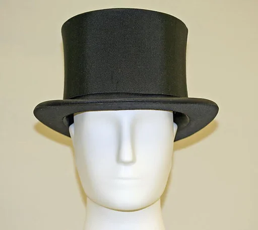 Opera hat