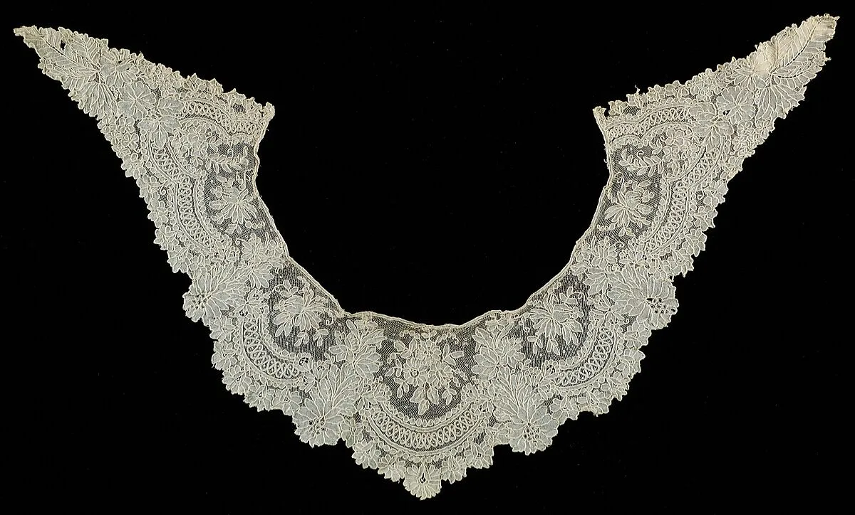 Collar — Unknown