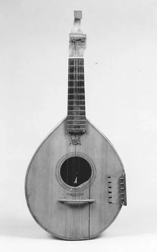 Keyed Cittern (English Guitar)