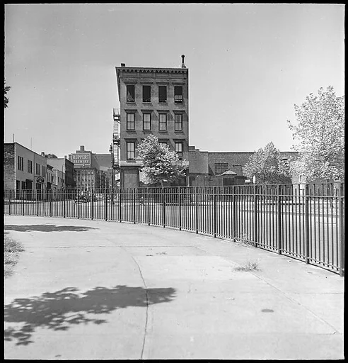 [24 Street Scenes at York Avenue and 92nd Street, New York City]