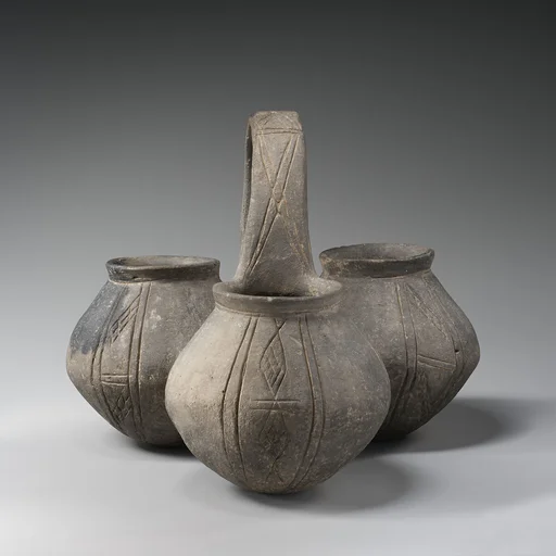 Tripartite vessel