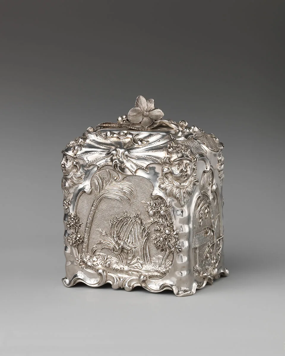 Sugar box — Paul de Lamerie