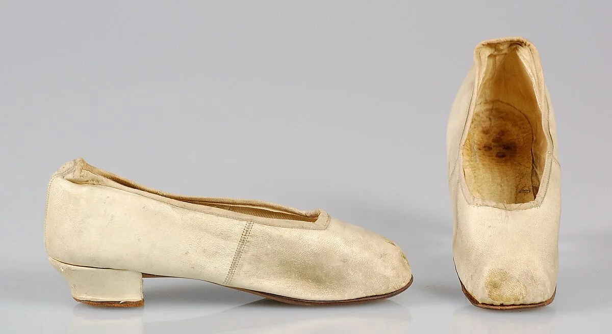 Slippers — Unknown