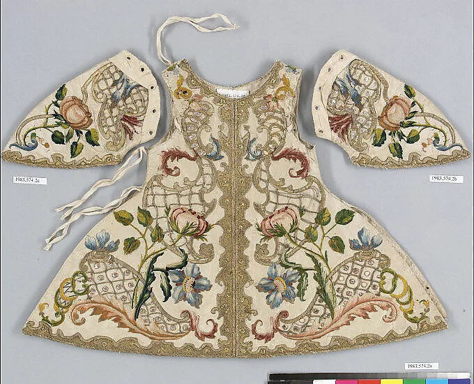 Statue robe — Unknown