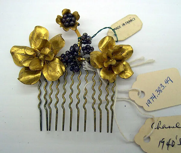 Comb — House of Chanel