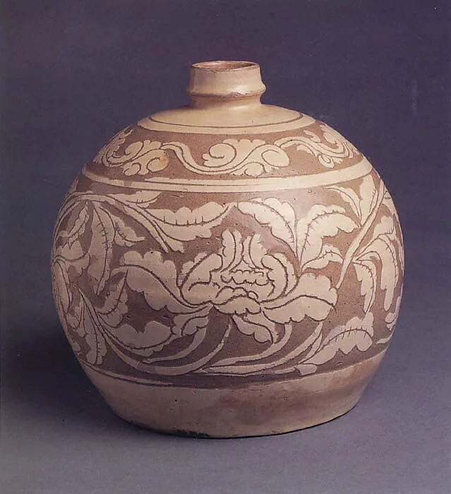 자주요 모란 무늬 병 중국 원|磁州窯牡丹文甁 中國 元|Bottle decorated with peonies — Unknown