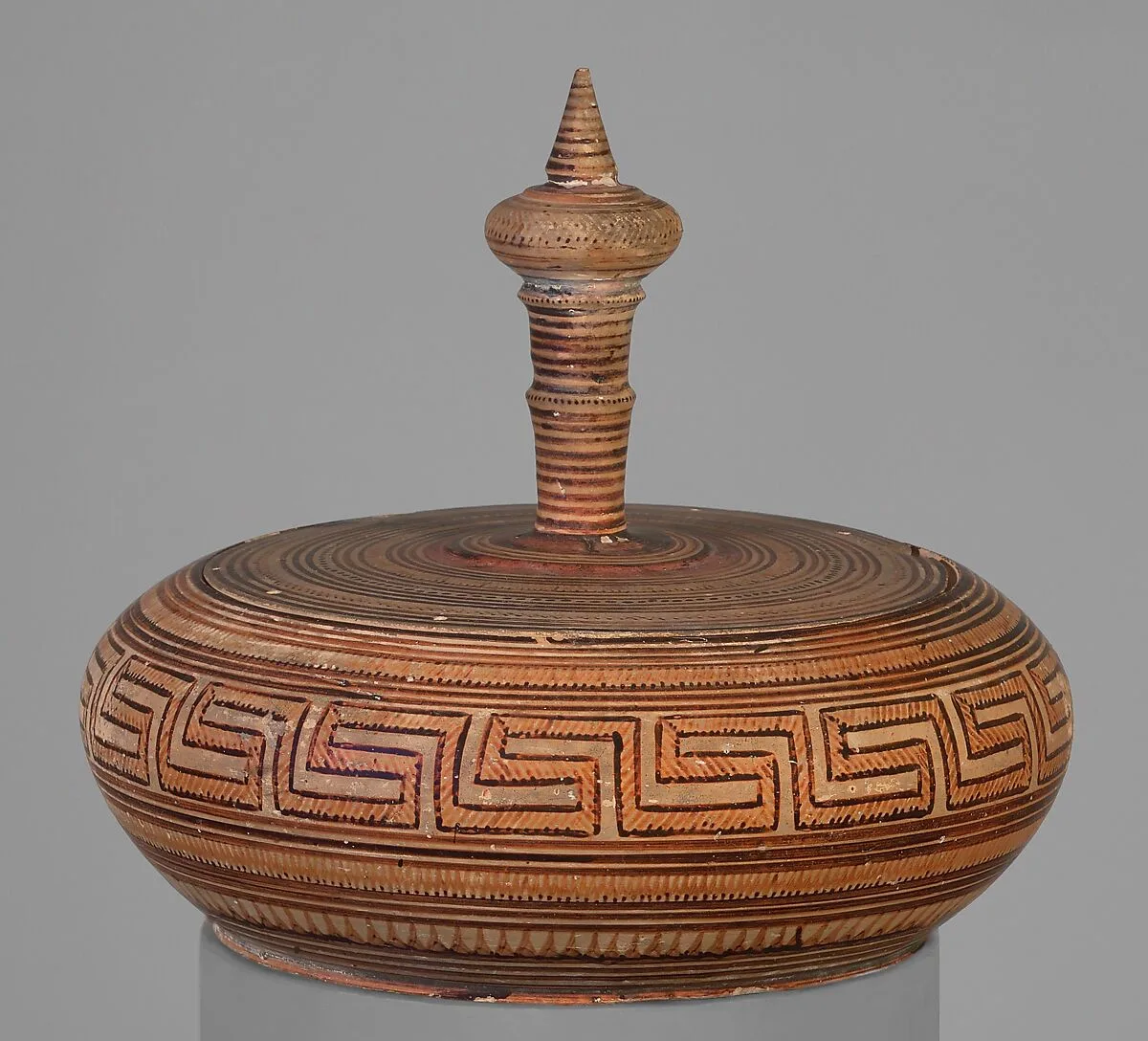 Terracotta pyxis (box with lid) — Unknown