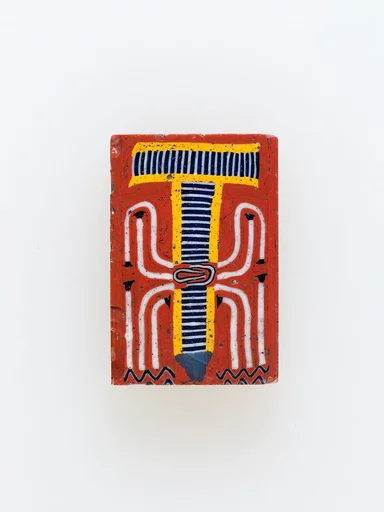 Inlay with a sema tawy design