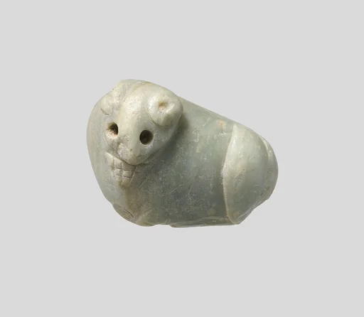 Seal amulet in the form of a reclining cow