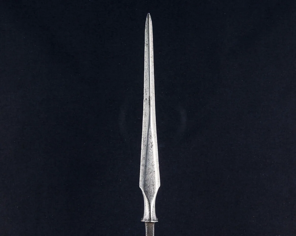 Arrowhead (<i>Yanone</i>) — Unknown
