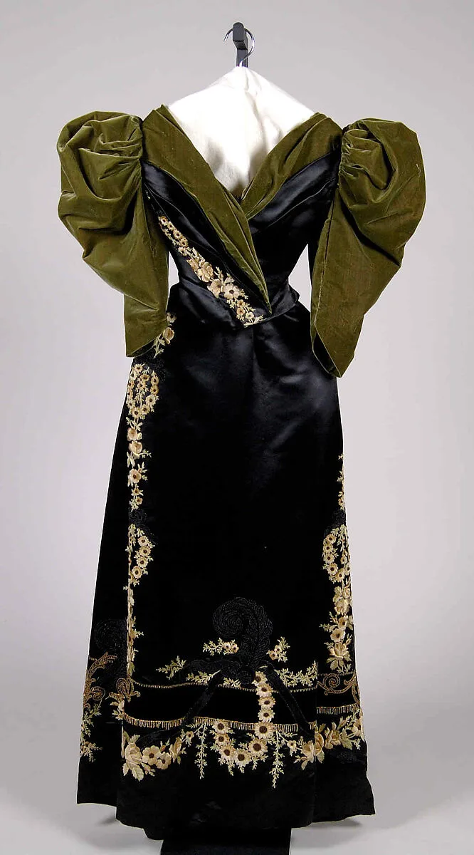 Evening dress — Rouff