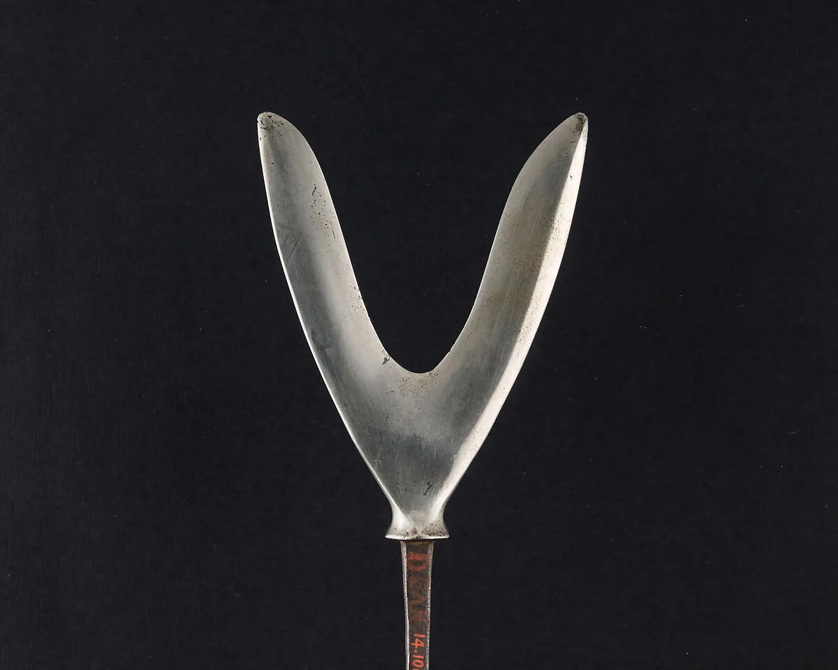Arrowhead (<i>Yanone</i>) — Unknown