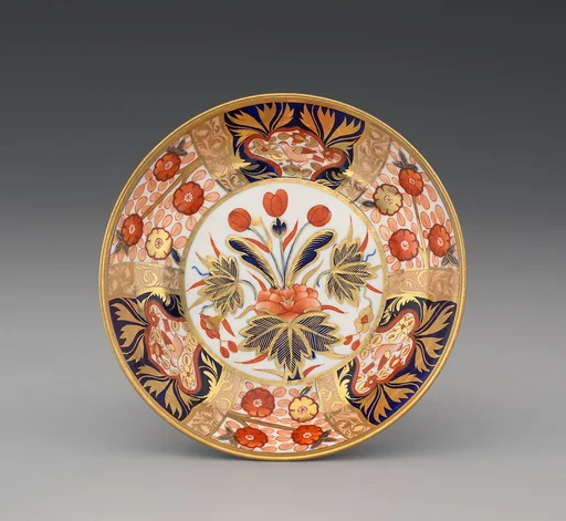 Saucer (part of a service)