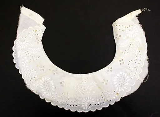 Collar