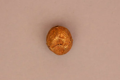 Bead