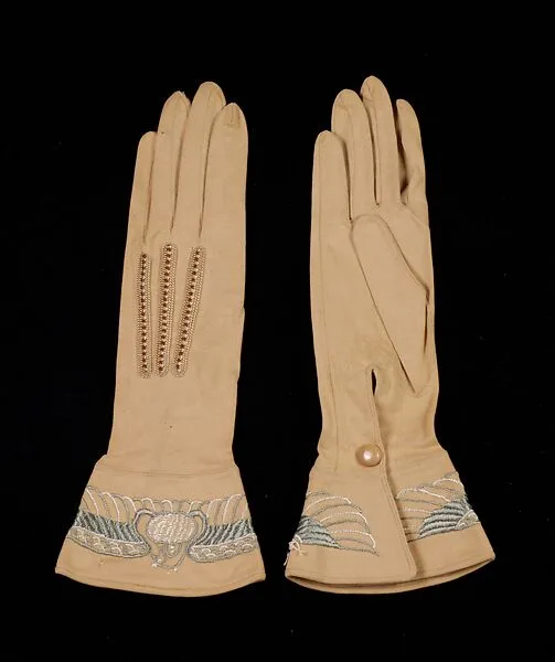 Gloves — Unknown