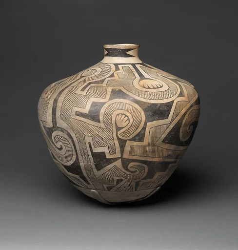 Socorro black-on-white storage jar