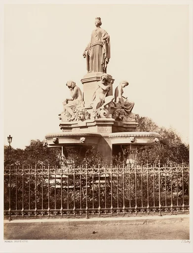Nîmes, Fontaine