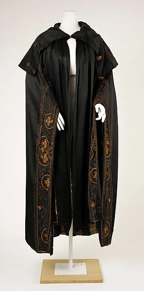 Cape — House of Worth