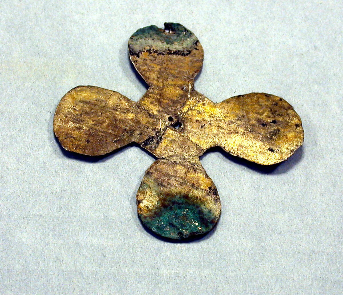 Costume ornament — Unknown