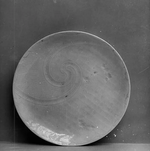 Plate