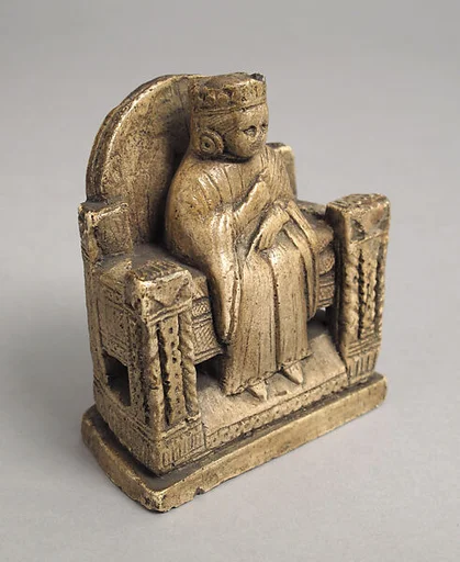 Chessman (Queen)
