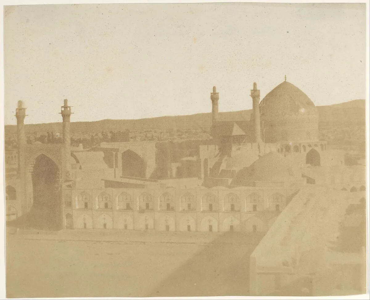 Yran, Piazza a Isphaan — Luigi Pesce