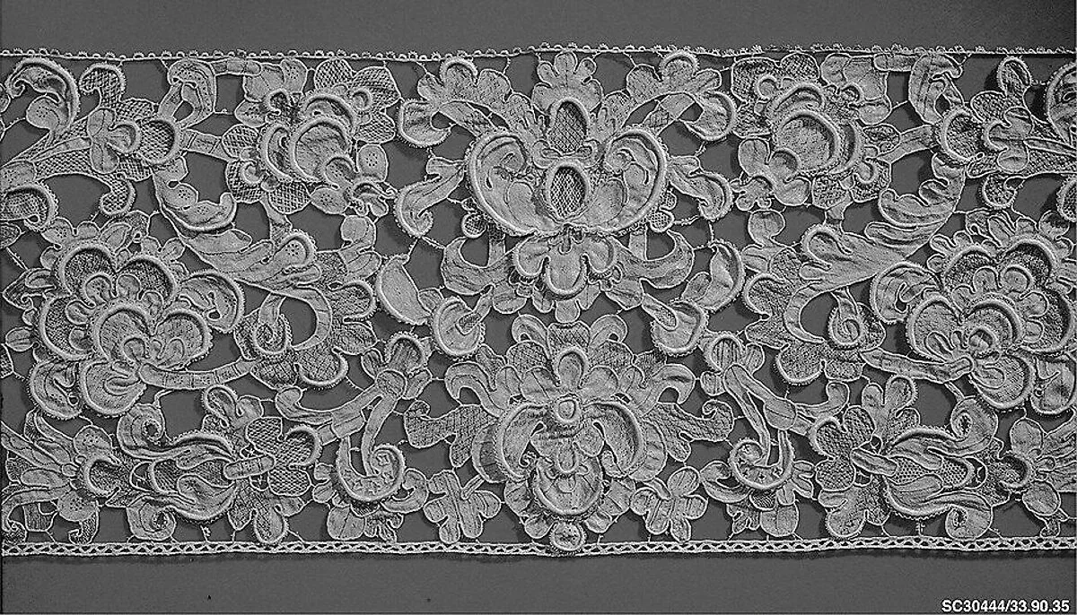 Gros point needle lace border — Unknown