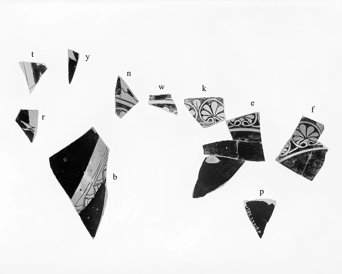 Kylix fragments (26) — Chelis Painter