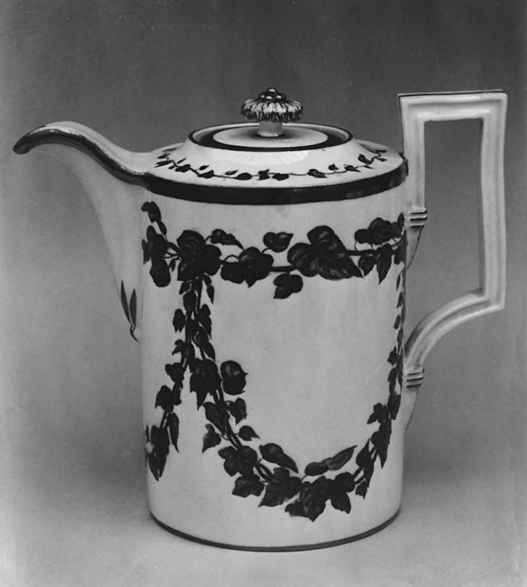 Coffeepot — Meissen Manufactory