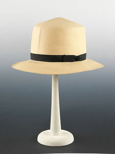 Panama hat — Dobbs