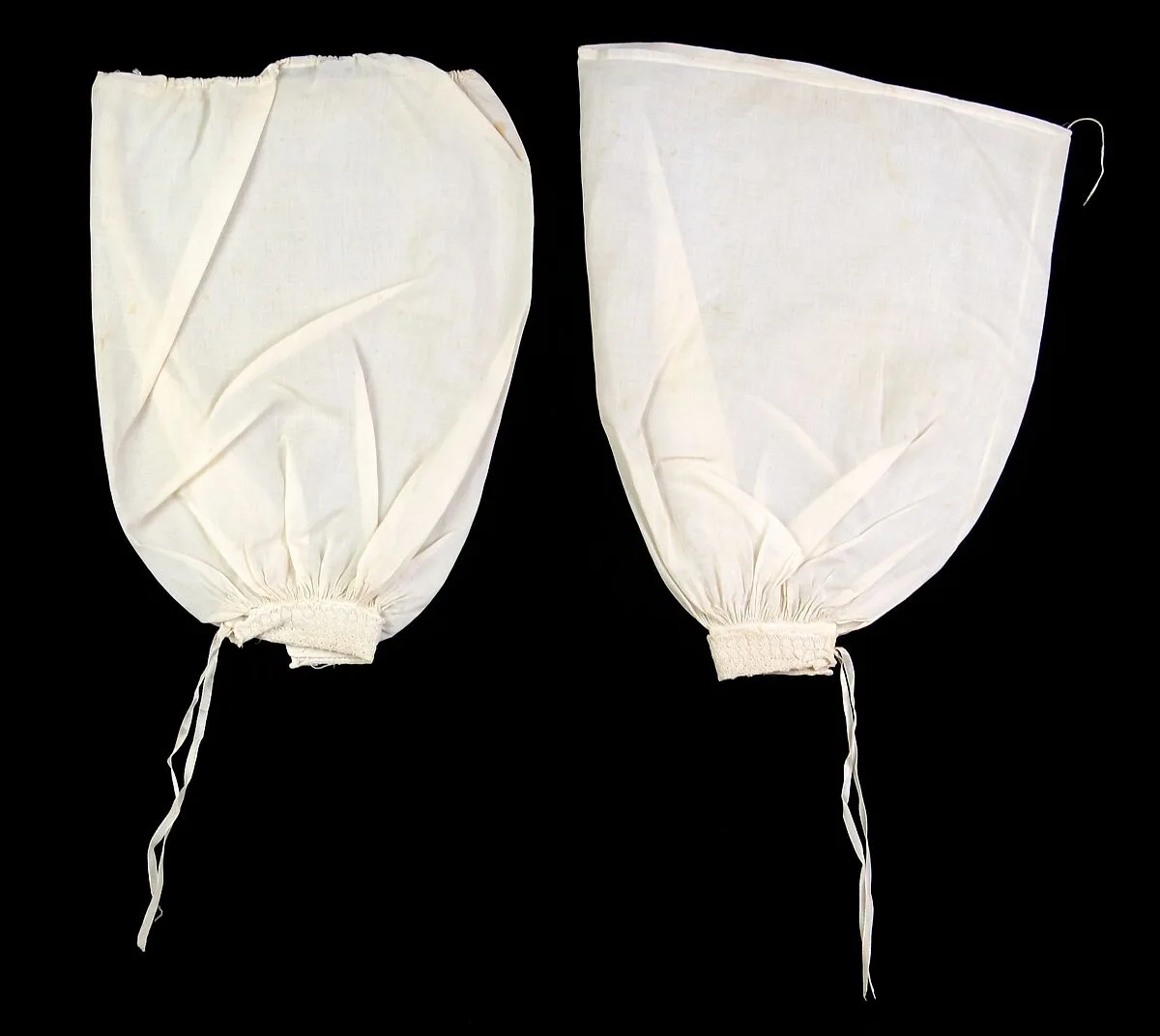 Undersleeves — Unknown