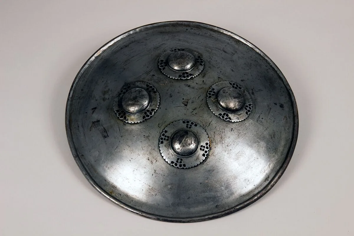 Shield (Dhàl) — Unknown