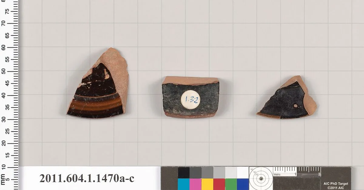 Terracotta fragments of kylikes (drinking cups) — Unknown