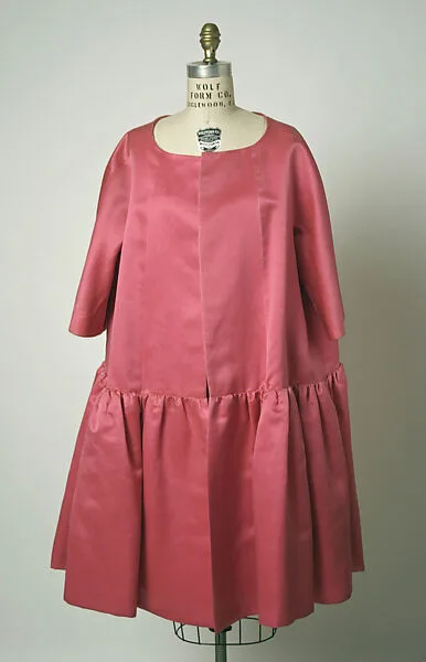 Evening coat — Cristobal Balenciaga|House of Balenciaga